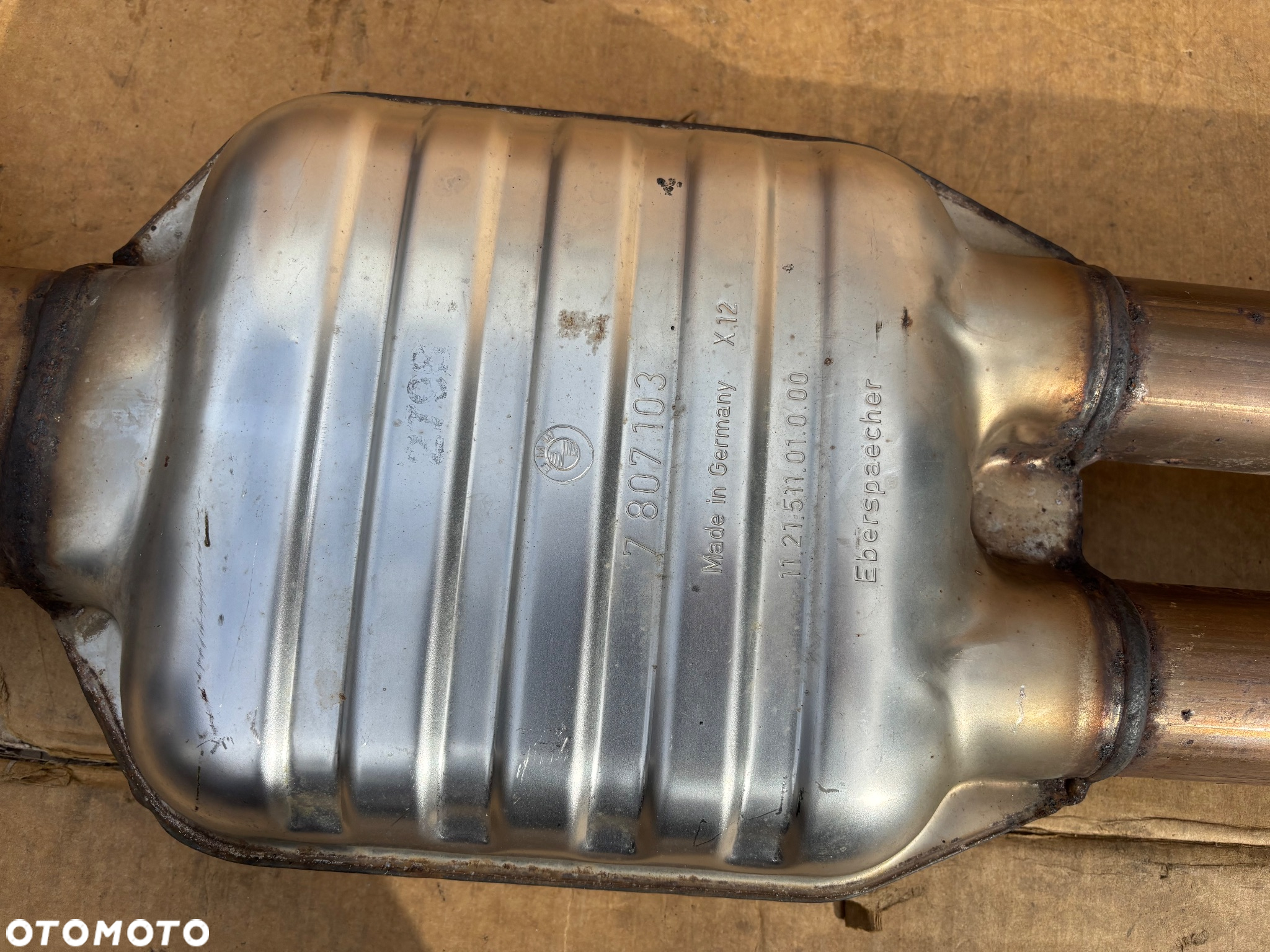 Bmw 5 F10 F11 535d Oryginalny Kompletny Wydech Tłumik Końcowy Środkowy Końcówki Wydechu Osłona Termiczna Zaślepka Schowka 7807103 7207269 7207270 7193500 7314091 8049236 7812394 7812397 7193499 Rura Wydechu Dwie Końcówki - 4