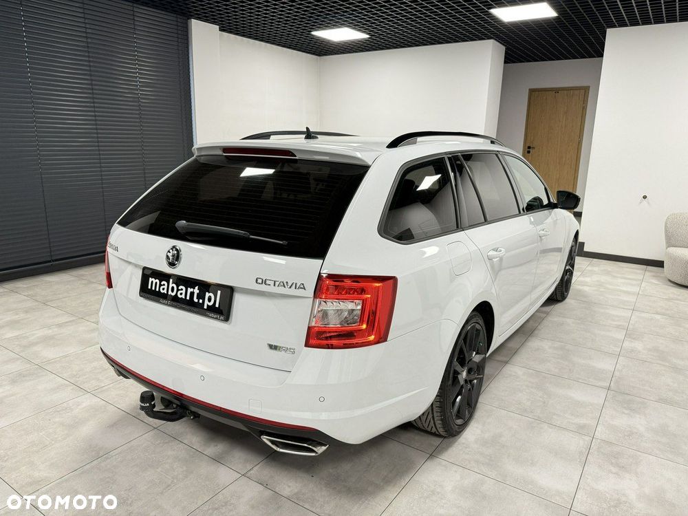 Skoda Octavia 2.0 TDI RS Challenge DSG - 5