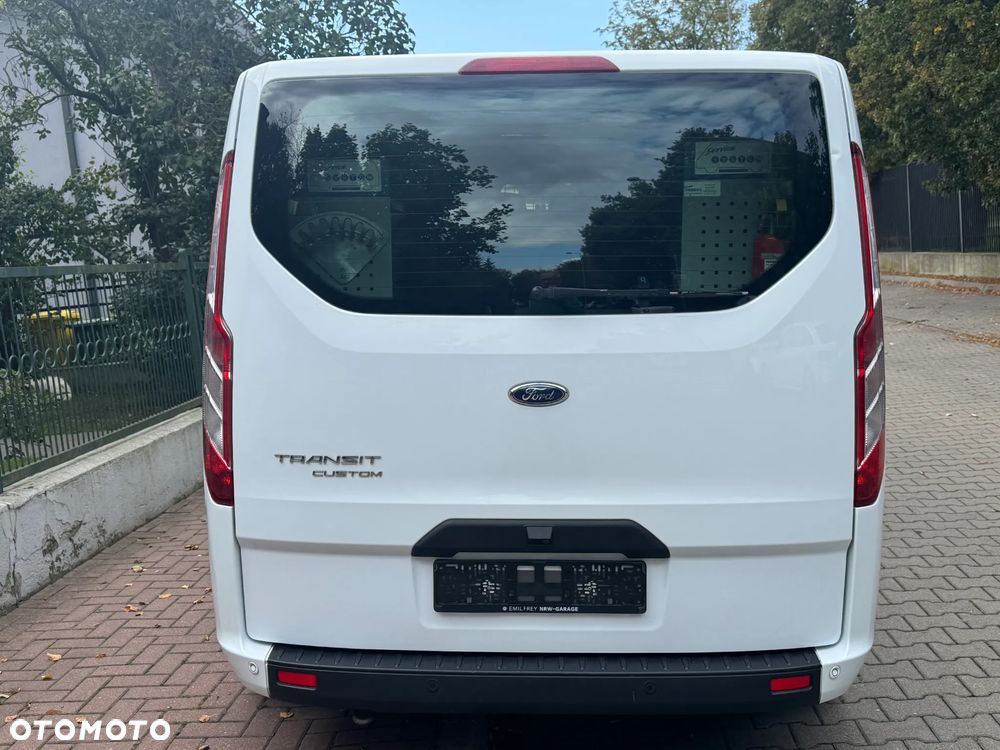 Ford Transit Custom - 32