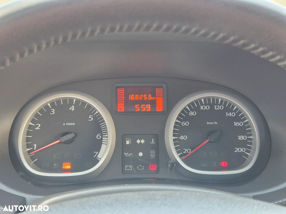 Dacia Duster dCi 110 FAP 4x4 Laureate - 14