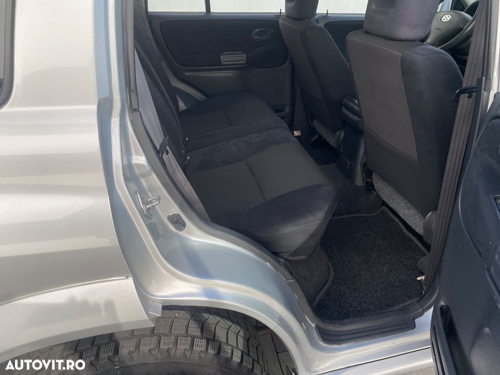 Suzuki Grand Vitara 2.0 TD A/C - 8