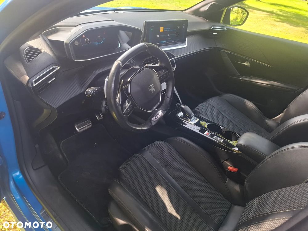 Peugeot 208 1.2 PureTech GT Line S&S EAT8 - 17