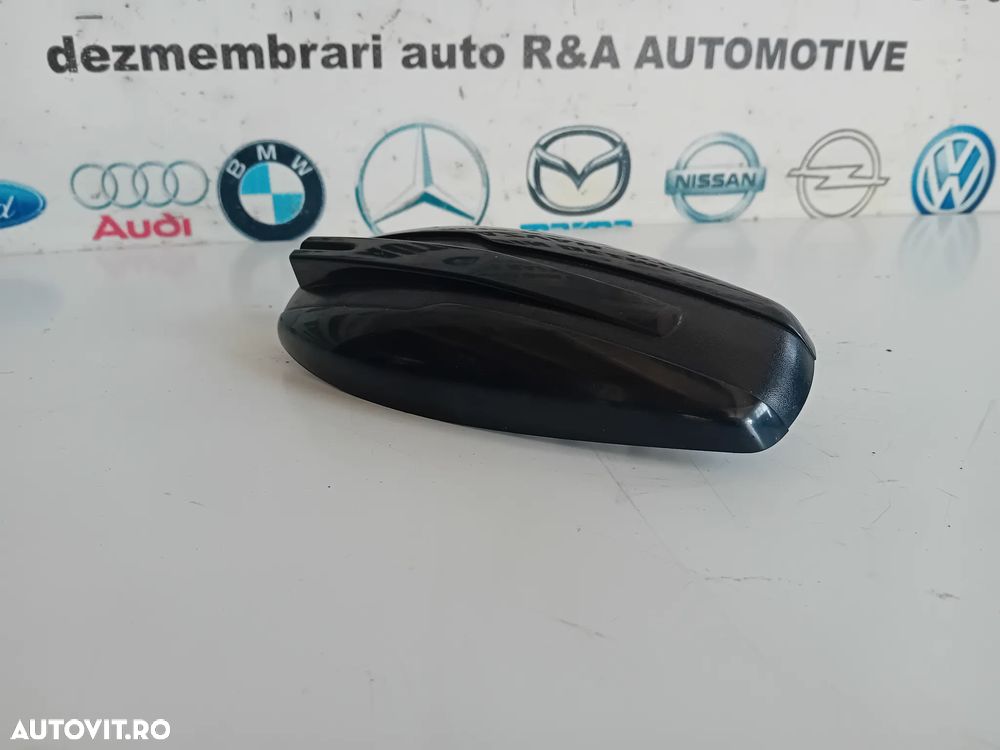 Antena Range Rover Evoque L538 An 2011-2018 Cod BJ32-19C089-GA - 3