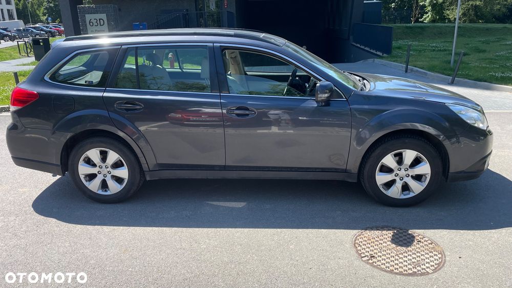 Subaru Outback - 4