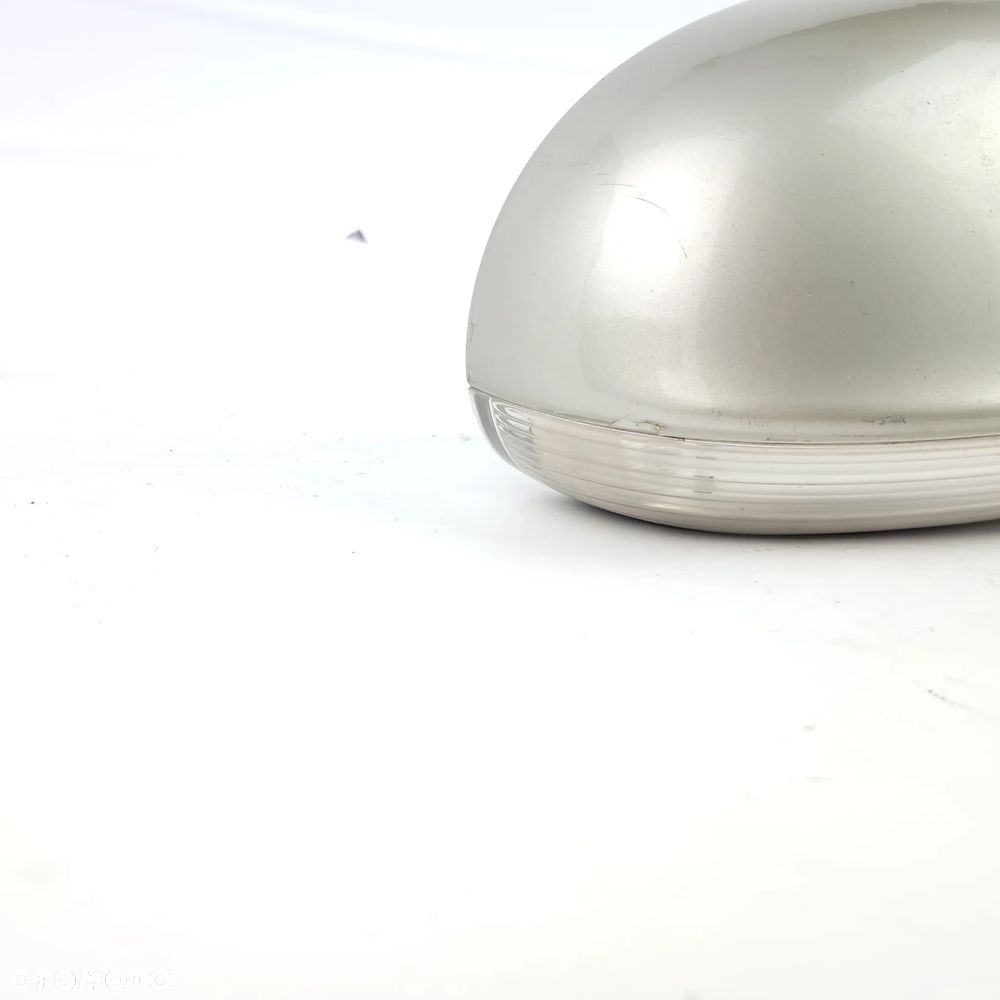 VW PASSAT B5 FL LIFT LUSTERKO PRAWE Z KIERUNKOWSKAZEM KIERUNKIEM 03-05 6 PIN EUROPA ZŁOTE - 7