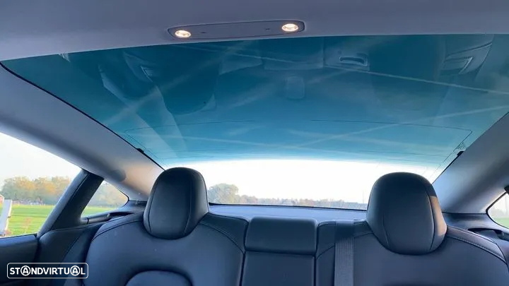 Tesla Model 3 Standard Range Plus RWD - 3