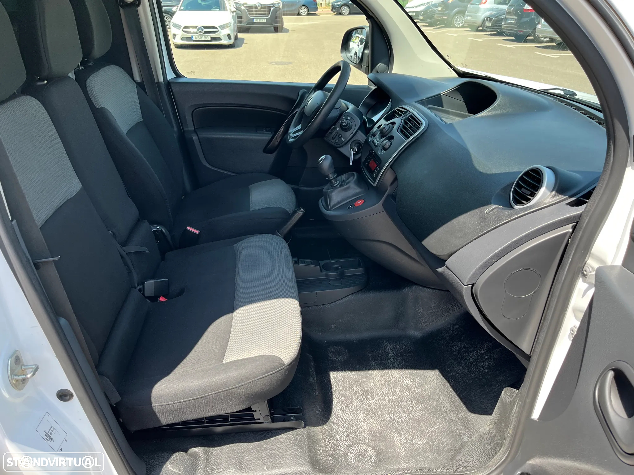 Renault Kangoo Maxi IVA Dedutível - 16