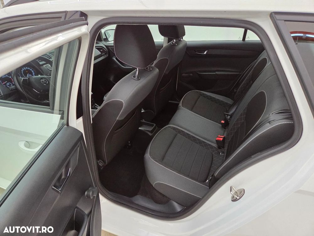 Skoda Fabia 1.0 TSI Ambition - 6