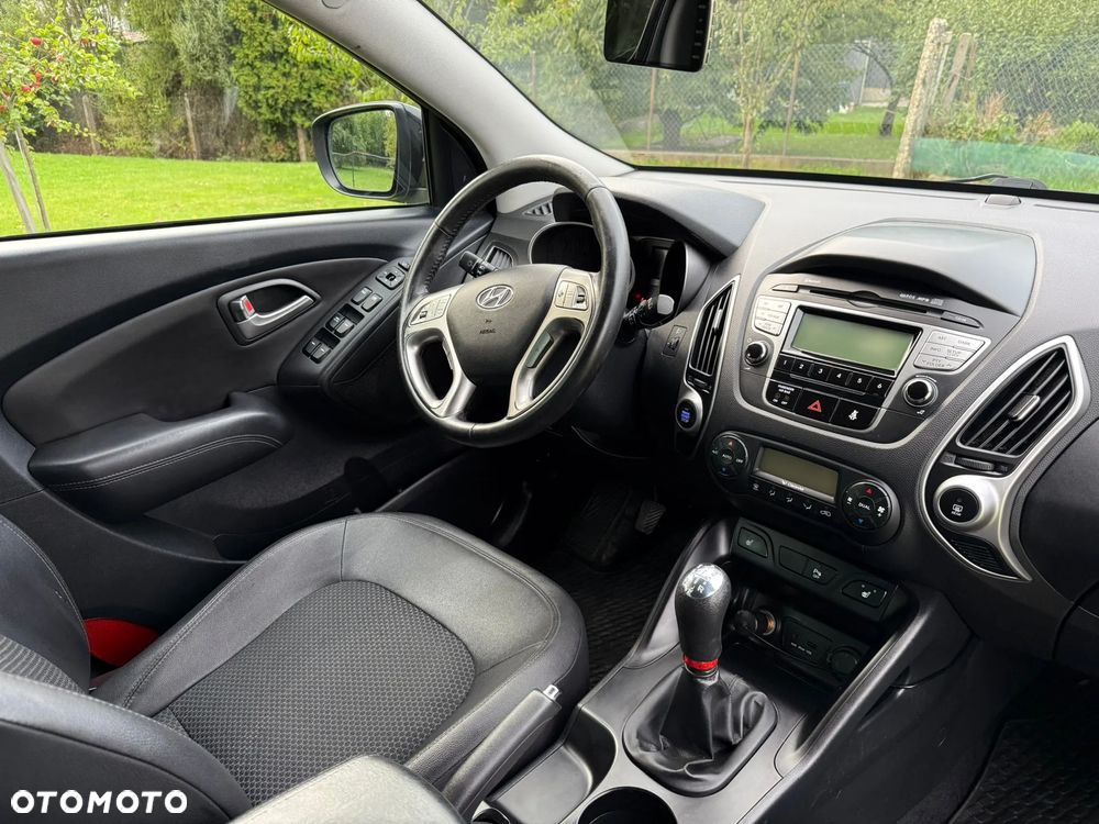 Hyundai ix35 - 12