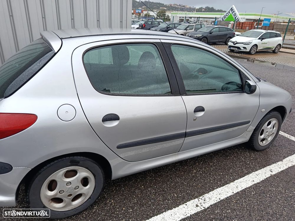 Peugeot 206 1.1 Color Line - 1