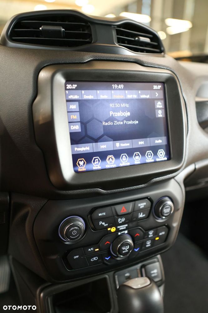 Jeep Renegade 1.5 T4 mHEV Limited FWD S&S DCT - 16