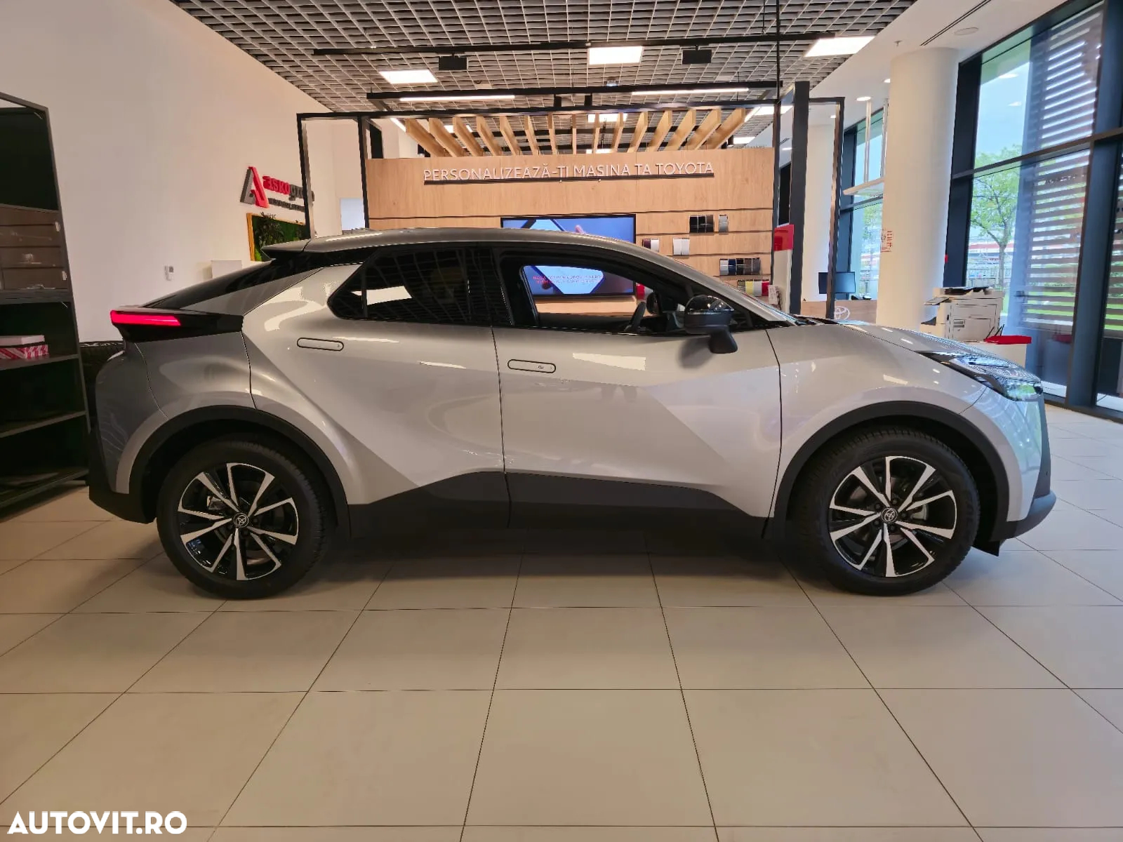 Toyota C-HR - 2