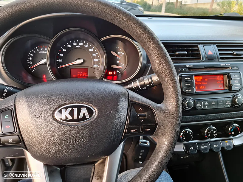 Kia Rio 1.2 CVVT More Edition - 19