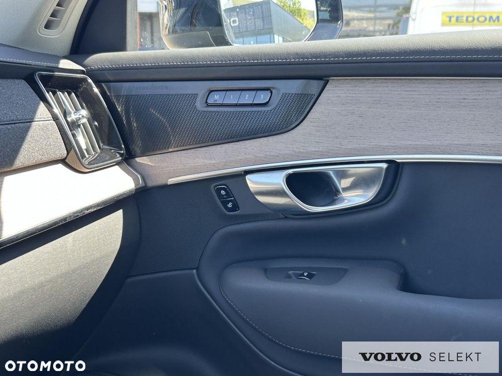 Volvo XC 90 - 24