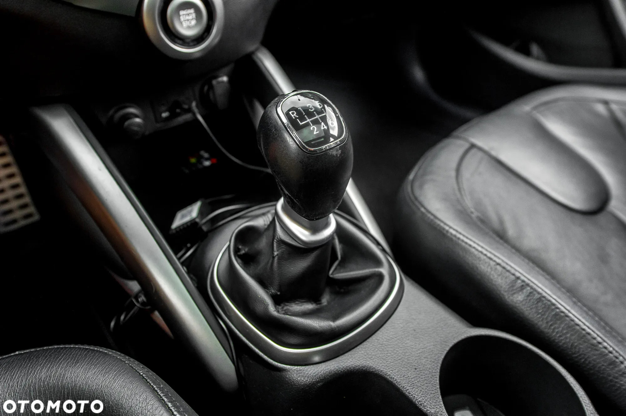 Hyundai Veloster 1.6 GDI Style - 37