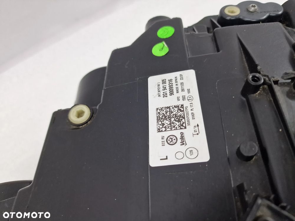 VW POLO 2G 17- LEWA ZWYKŁA LAMPA PRZEDNIA PRZÓD , NR 2G1941005 , NR AUKCJI LA163 - 8