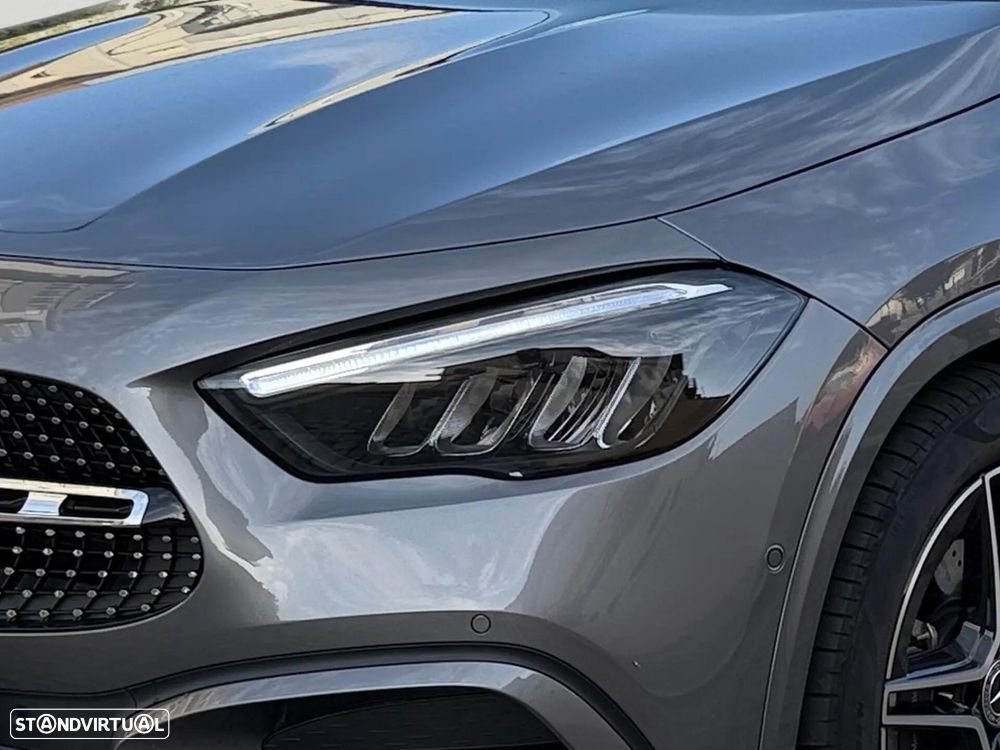 Mercedes-Benz GLA 180 d AMG Line - 5