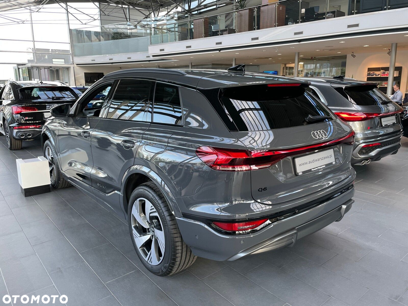 Audi Q6 e-tron - 3