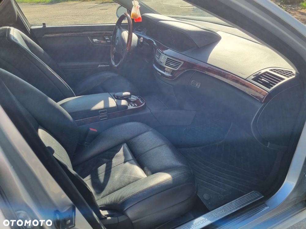 Mercedes-Benz Klasa S 500 4Matic 7G-TRONIC - 11
