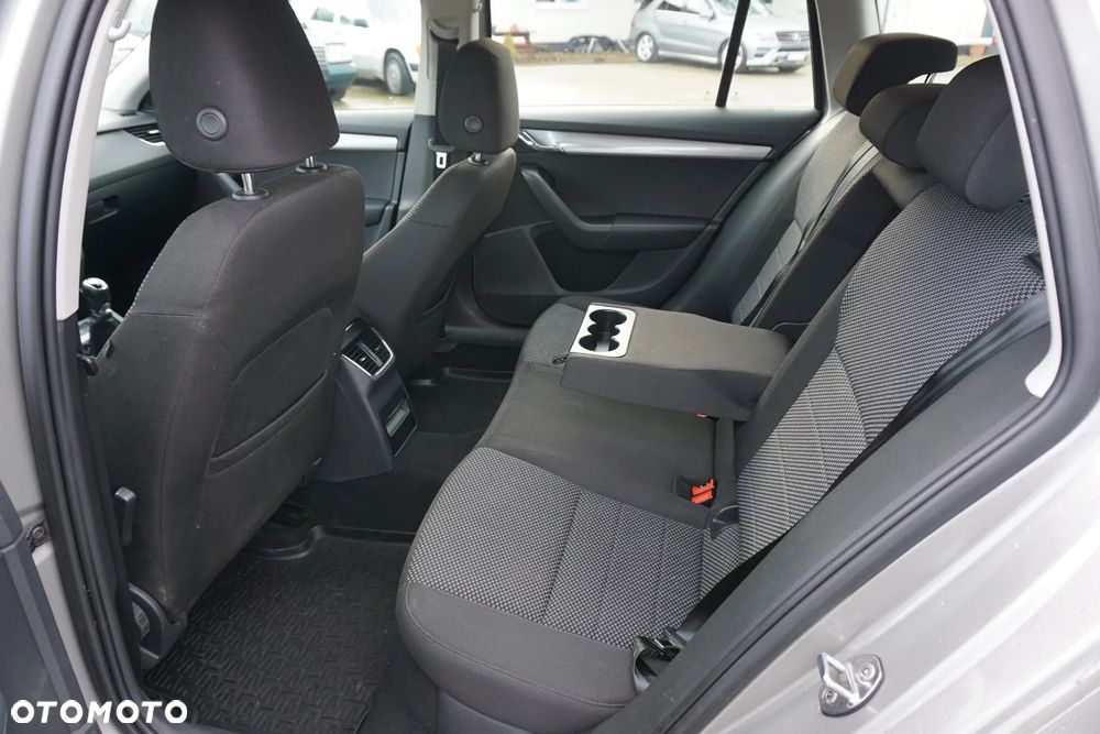 Skoda Octavia - 9