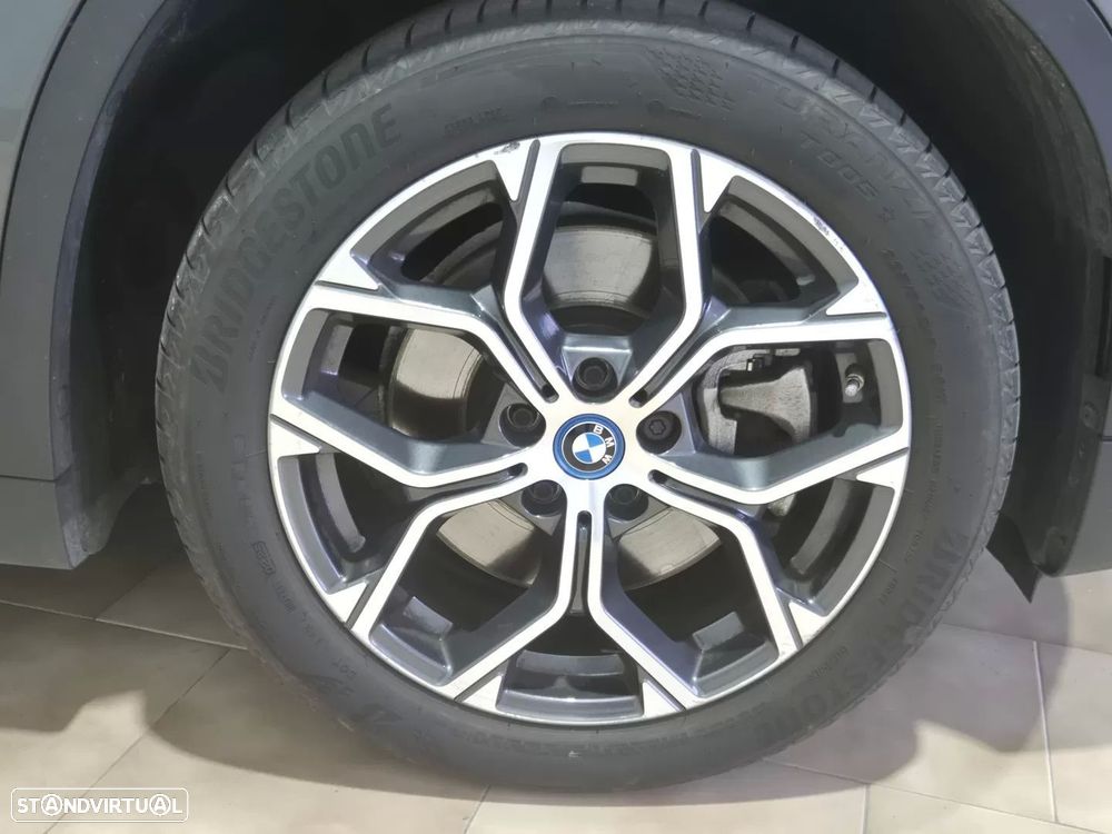 BMW X1 25 e xDrive Line Sport - 8