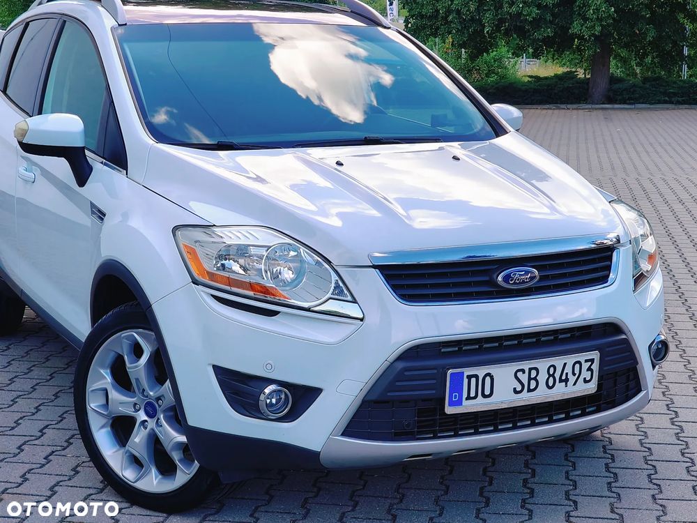 Ford Kuga 2.0 TDCi 2x4 Titanium - 27