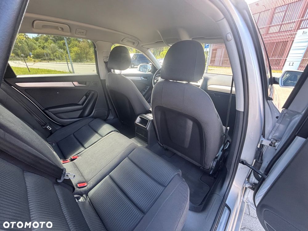 Audi A4 Avant 2.0 TDI - 15