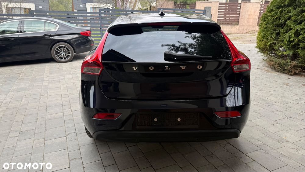 Volvo V40 D2 Summum - 12