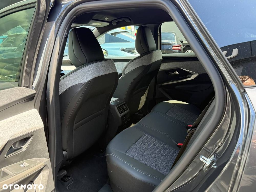 Peugeot 3008 - 23