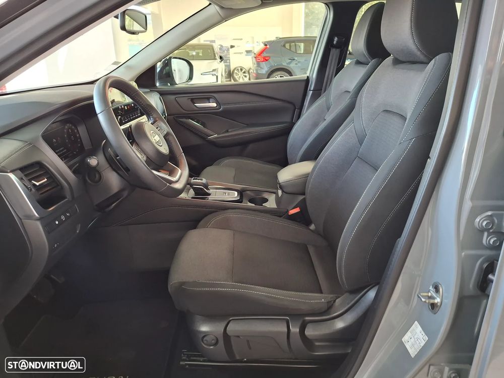 Nissan Qashqai 1.3 DIG-T N-Connecta DCT - 14