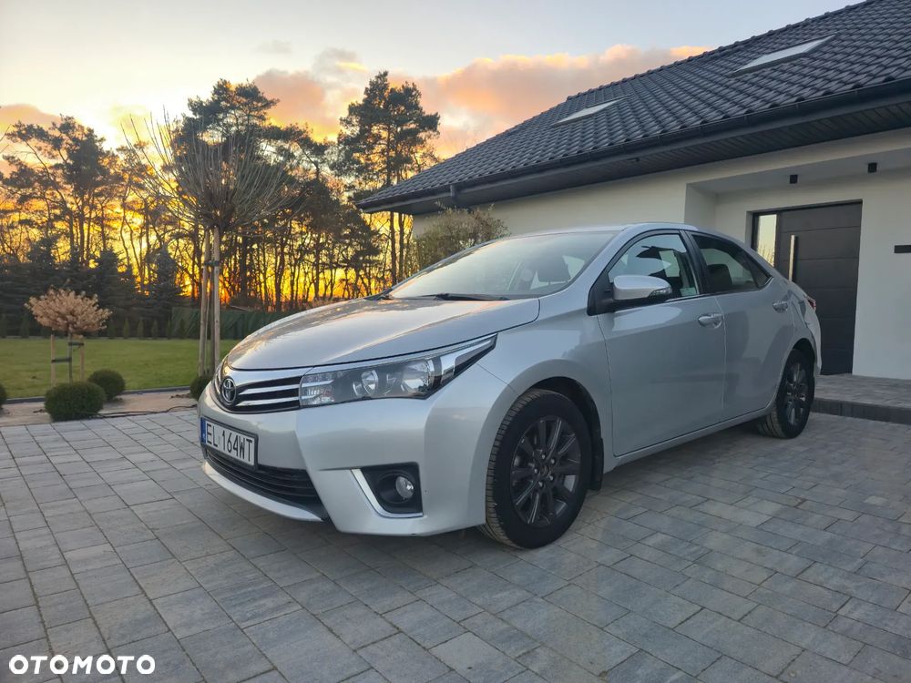 Toyota Corolla 1.6 Premium - 2