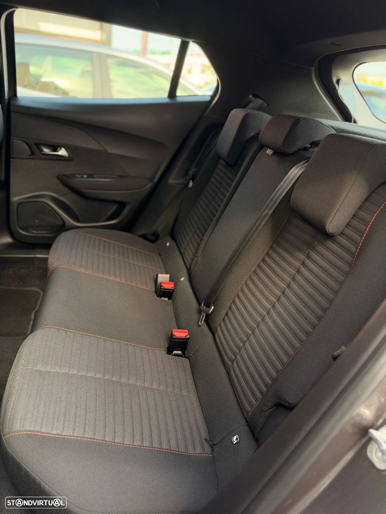 Peugeot 2008 1.2 PureTech Allure Pack - 49
