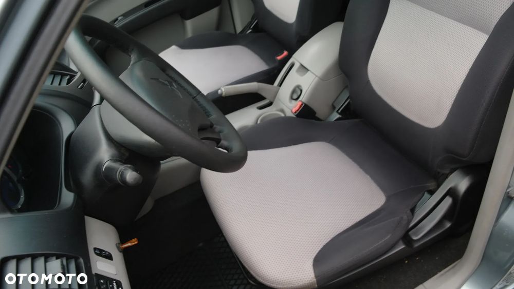 Mitsubishi L200 2.5 DID Invite AC - 12