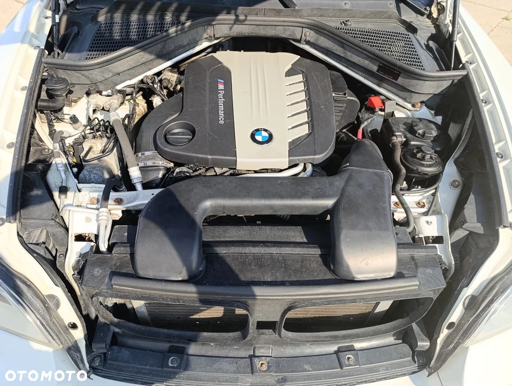 BMW X6 - 16