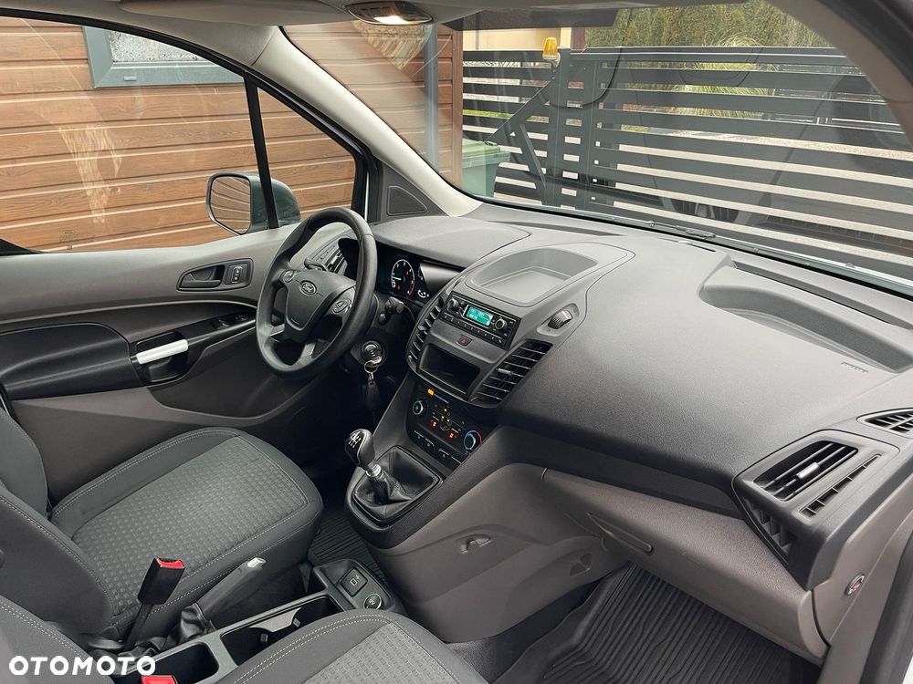 Ford Transit Connect - 10