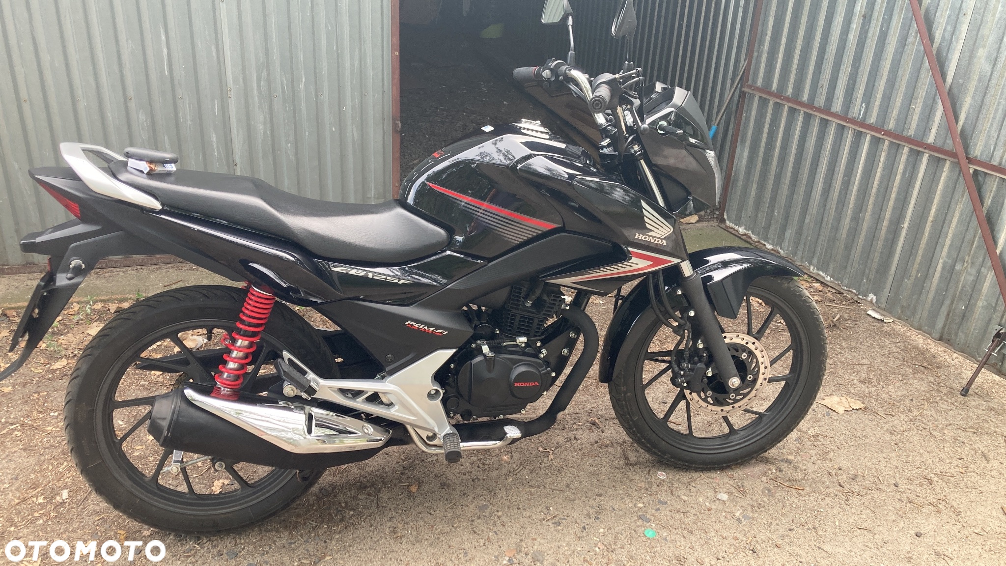 Honda CBF - 4