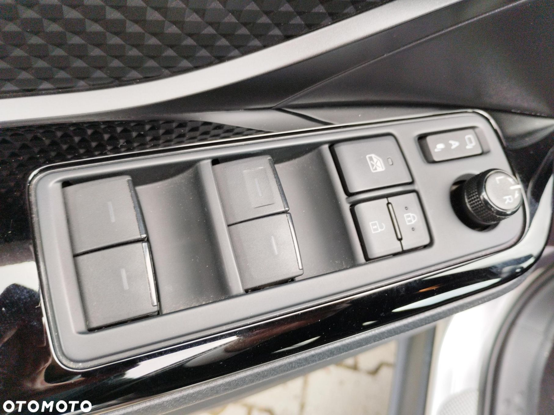 Toyota C-HR 2.0 Hybrid Style - 16