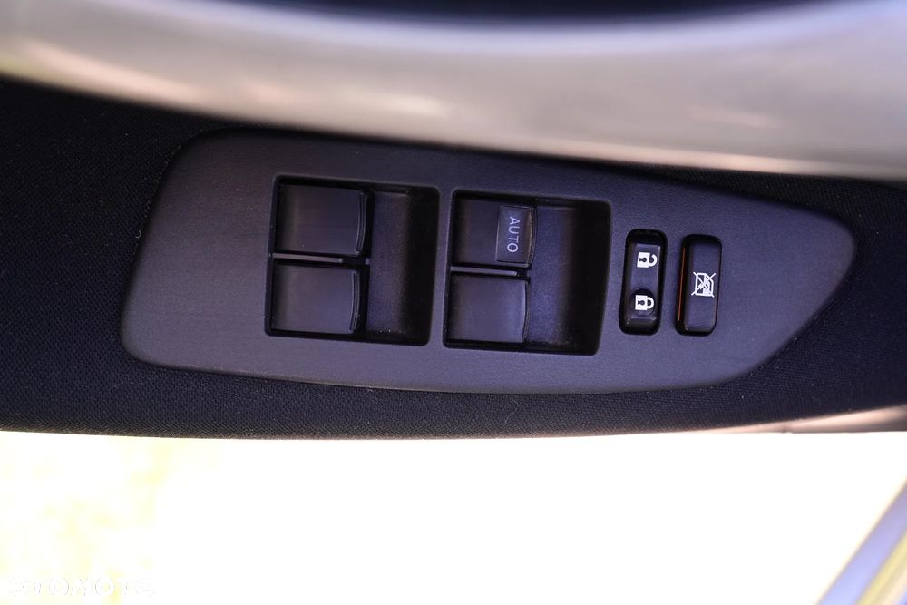 Toyota Auris 1.4 VVT-i Luna - 12