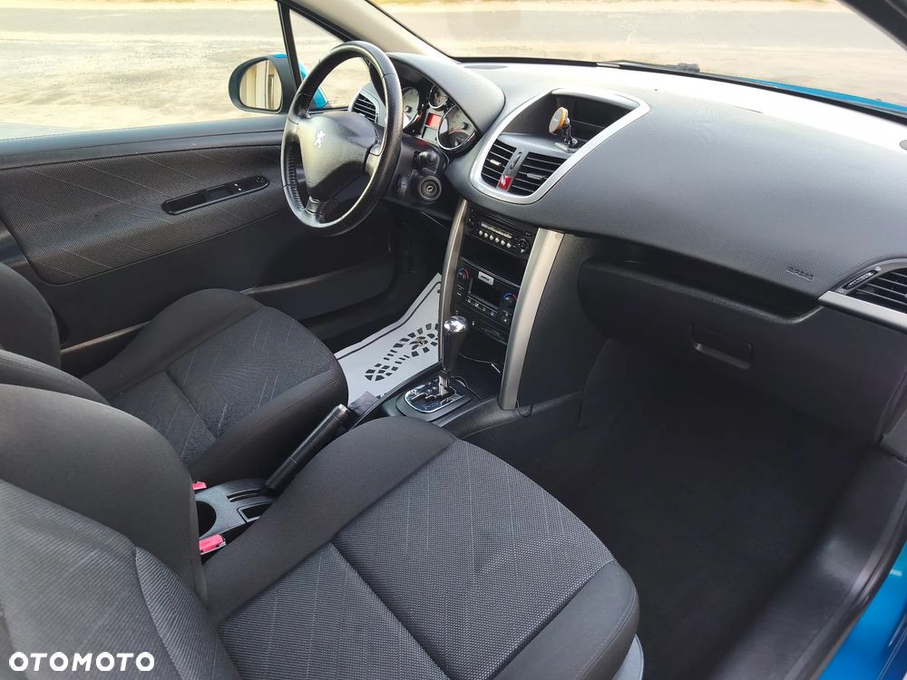 Peugeot 207 120 Automatik Sport - 25