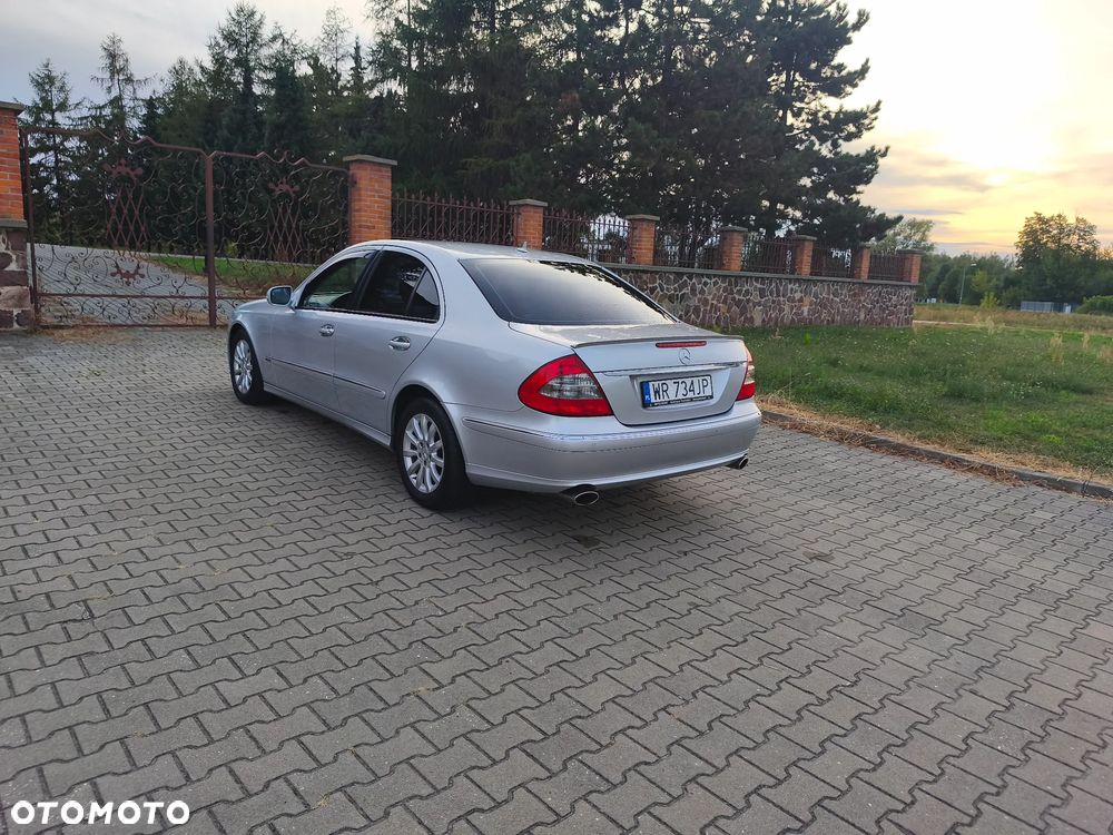 Mercedes-Benz Klasa E 230 7G-TRONIC Elegance - 5