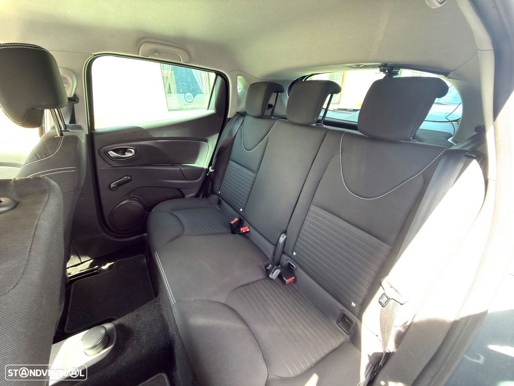 Renault Clio 0.9 TCe Limited - 13