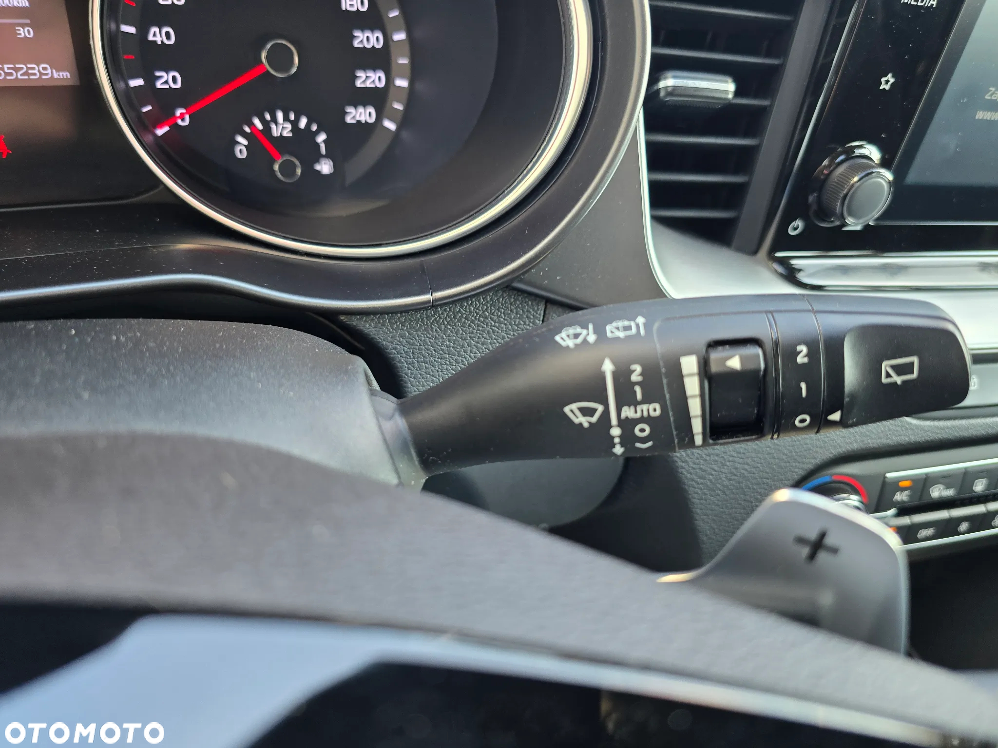 Kia Ceed 1.6 CRDi SCR L Business Line DCT - 19