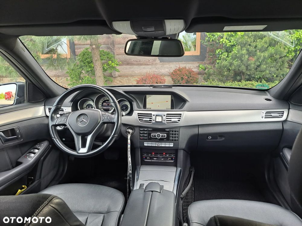 Mercedes-Benz Klasa E 350 CDI DPF BlueEFFICIENCY 7G-TRONIC Avantgarde - 28
