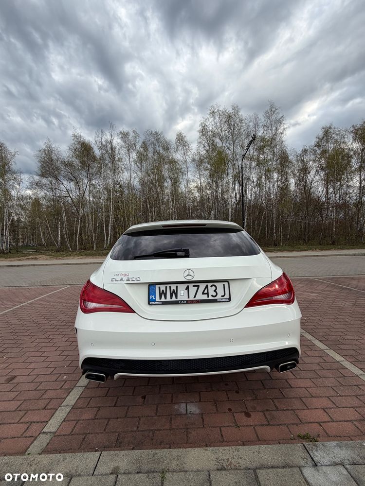 Mercedes-Benz CLA 200 7G-DCT AMG Line - 6