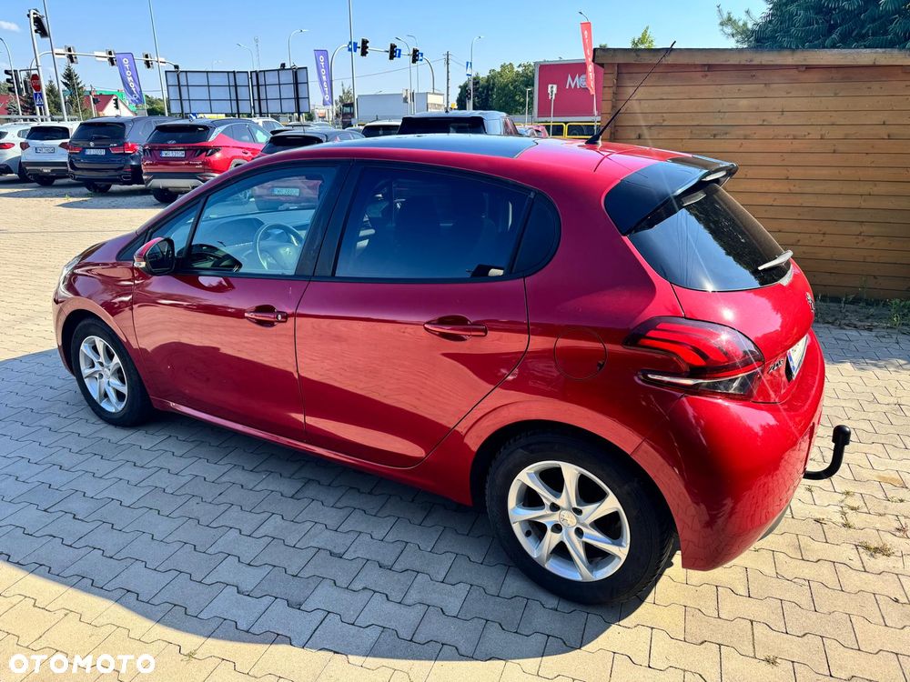 Peugeot 208 1.2 PureTech Allure - 4