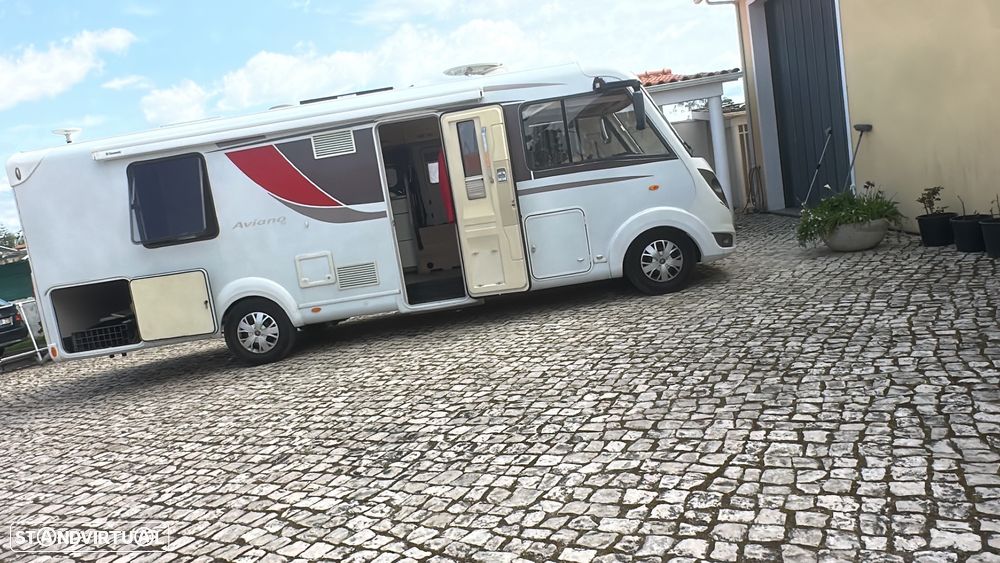 Burstner Aviano Aviano 727 cama central - 58