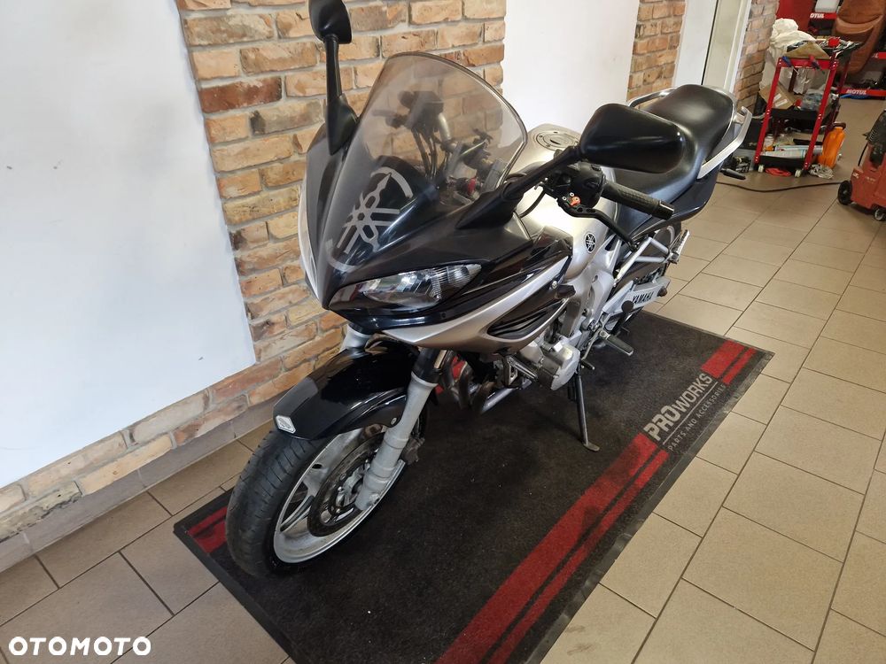 Yamaha FZ6 - 10