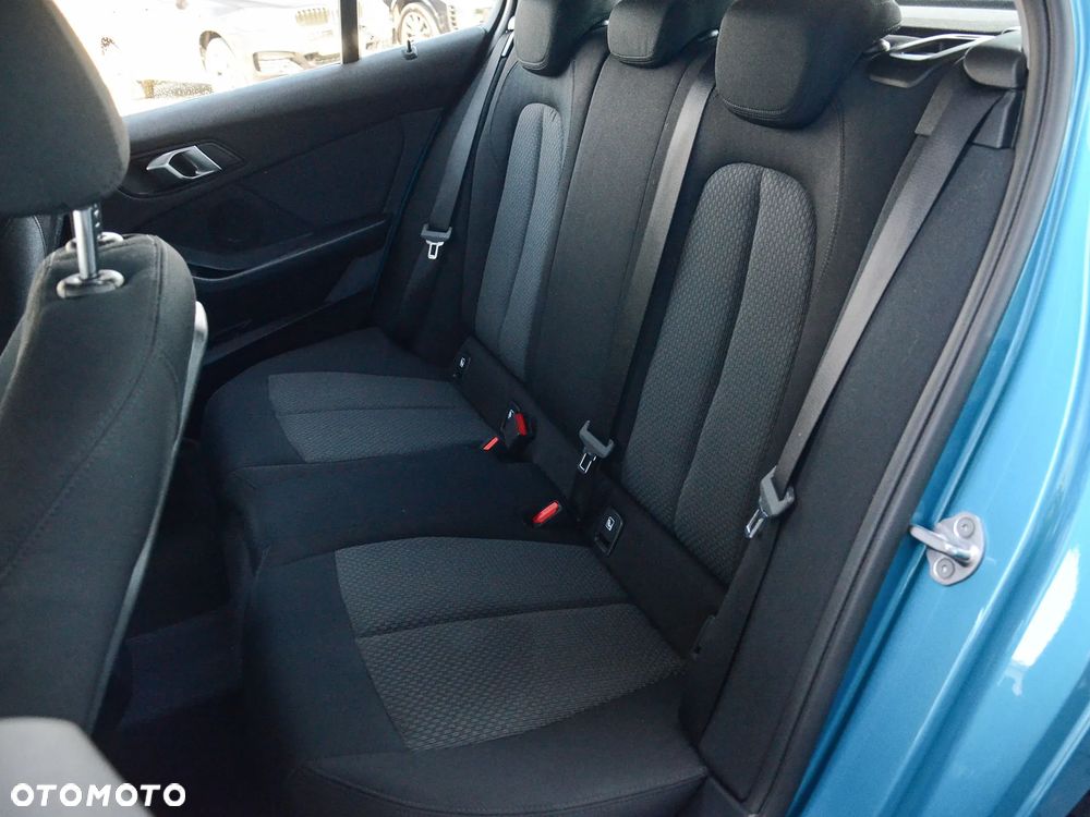 BMW Seria 1 118i Advantage - 26