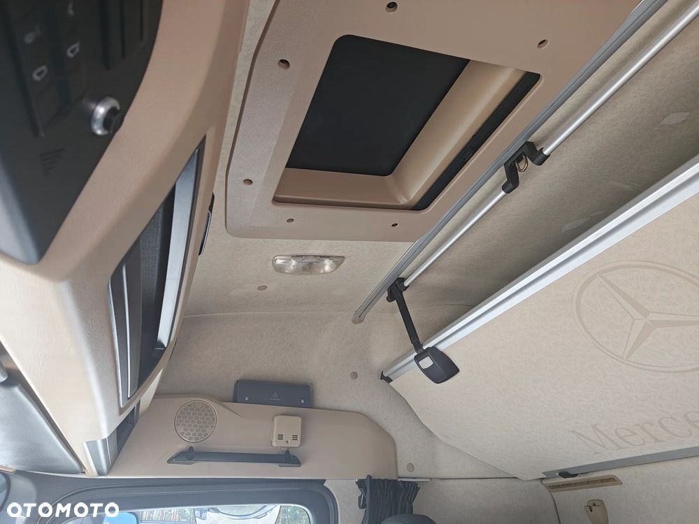 Mercedes-Benz ACTROS 2545 - 38