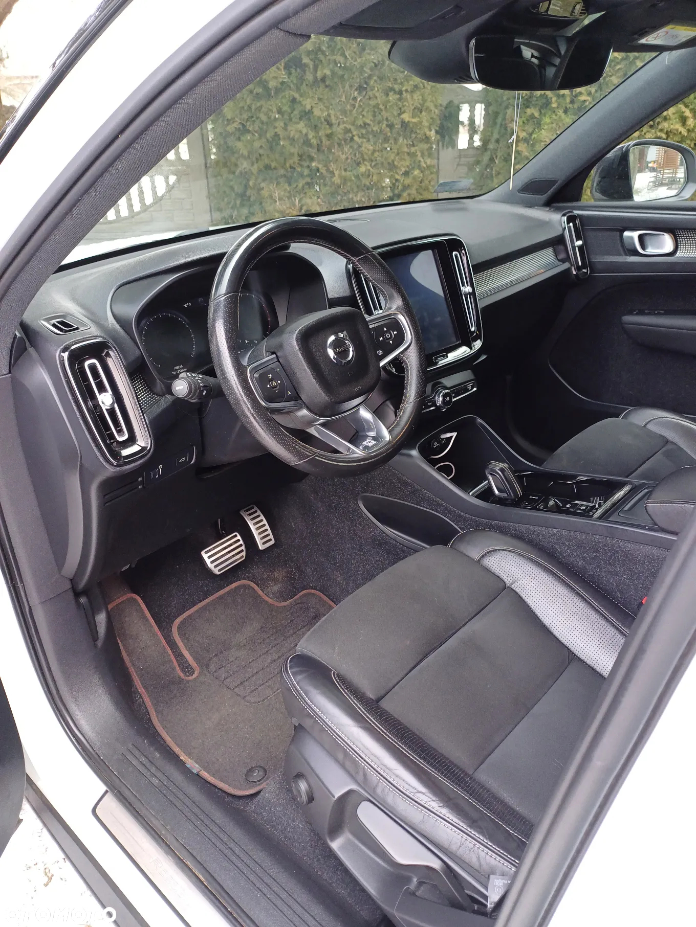 Volvo XC 40 T3 Geartronic RDesign - 4